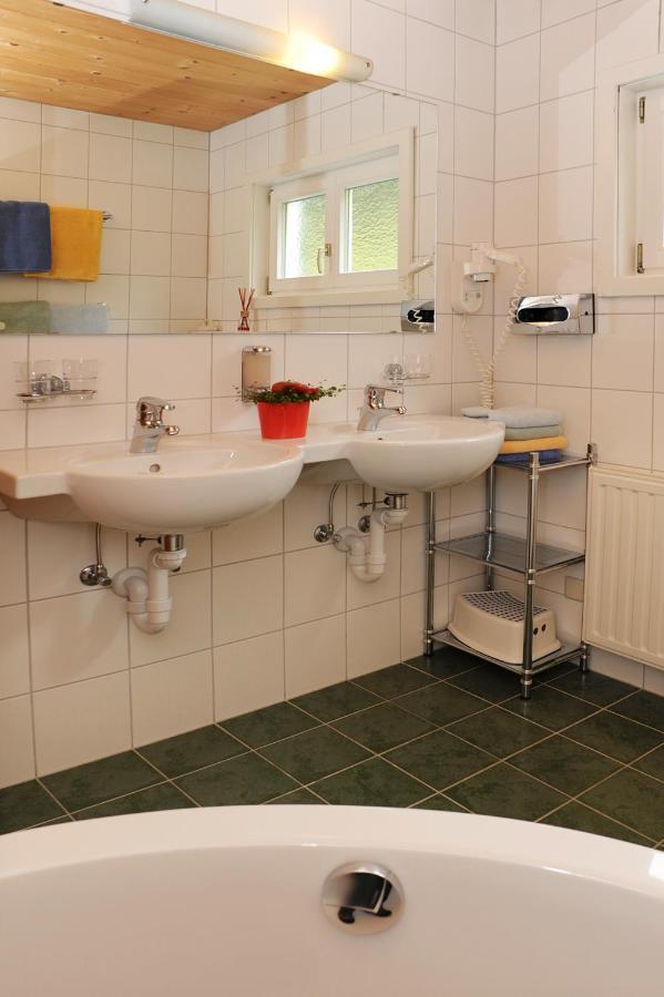 Bruecklmeier Ferienwohnungen Gargellen Ngoại thất bức ảnh